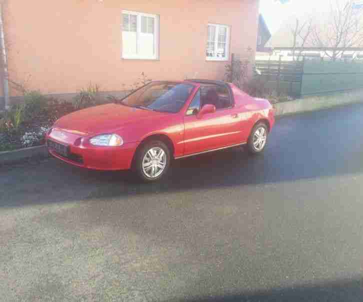 Honda CRX Del Sol Cabrio/Roadster 125 ps in Rot.