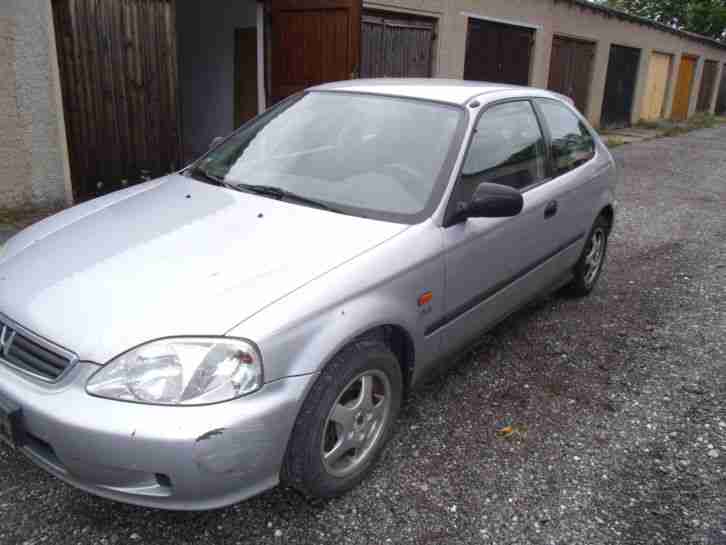 Honda Civic 1,4 Bj. 2001 - fahrbereit, ohne TÜV, als Ersatzteilspender