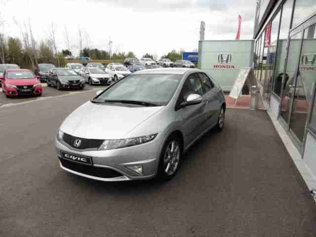 Civic 1, 4 i VTEC i Shift
