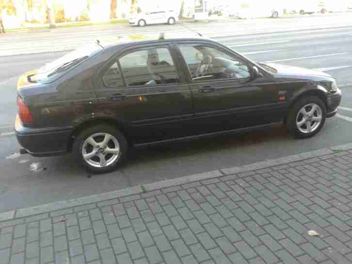 Honda Civic 1.4L Limousine 5Türer Schwarz