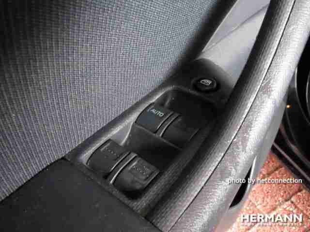 Honda Civic 1.4i LS KLIMA 4.99% EFF*