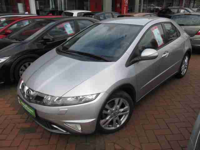 Honda Civic 1, 8 Sport