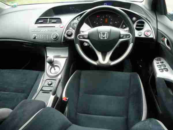 Honda Civic 1.8i