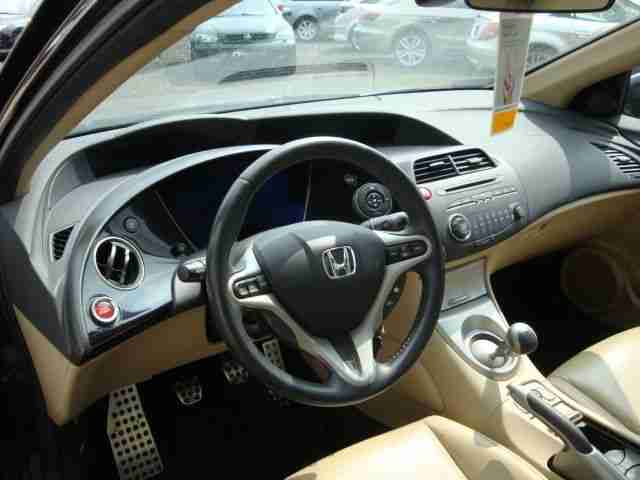 Honda Civic 1.8i-VTEC Executive+Leder+Xenon+Pano+SH+