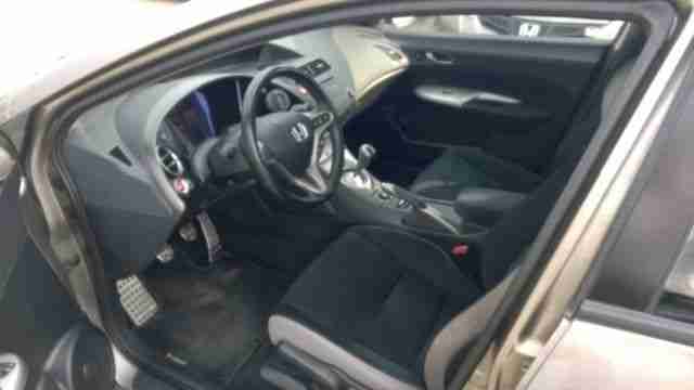 Honda Civic 1.8i