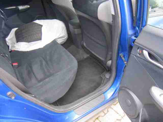 Honda Civic 1.8i-VTEC Sport