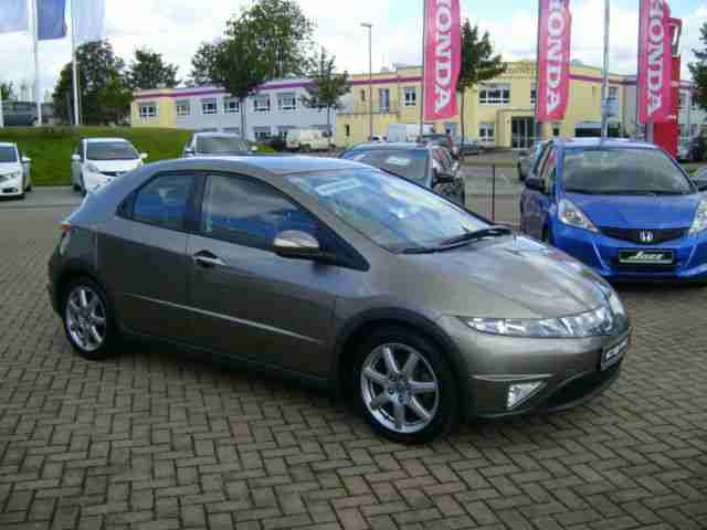 Honda Civic 1.8i