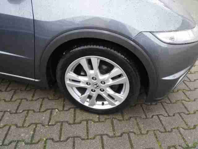 Honda Civic 1.8i
