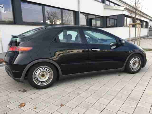 Honda Civic 1.8i