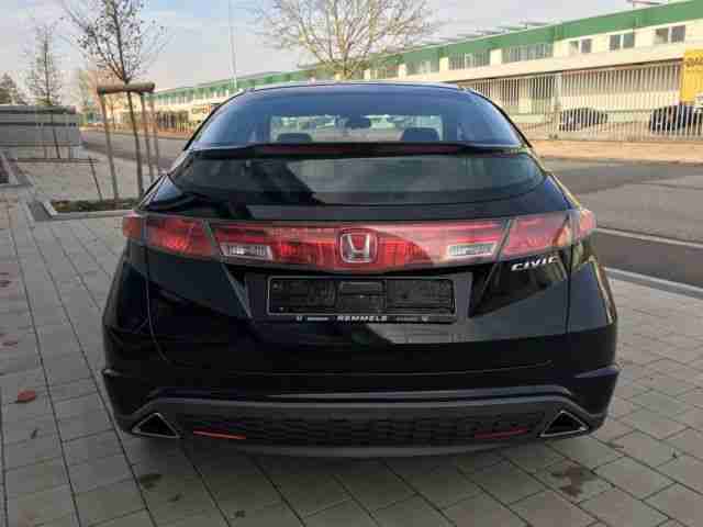 Honda Civic 1.8i