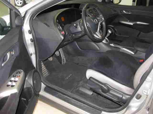 Honda Civic 1.8i-VTEC Sport Sitzheizung AHK abnehmbar