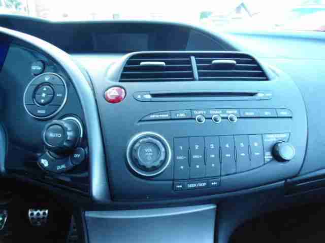 Honda Civic 1.8i