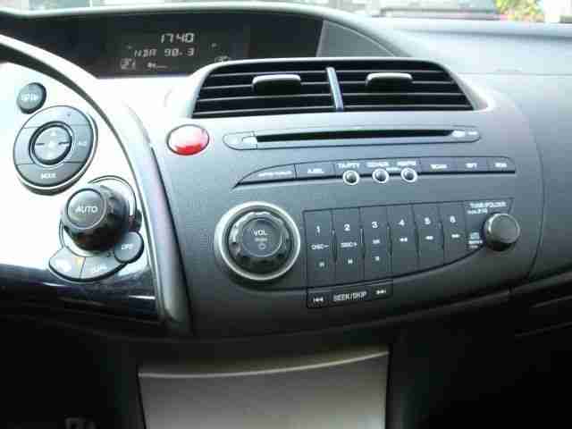 Honda Civic 1.8i