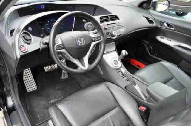 Honda Civic 1.8i-VTEC *XENON*NAVI*VOLLLEDER*KAMERA*