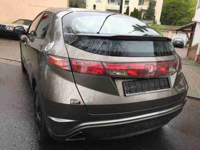 Honda Civic 2.2i-CTDi Executive