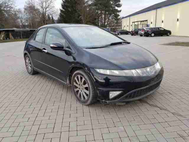 Honda Civic 2.2i-CTDi Sport