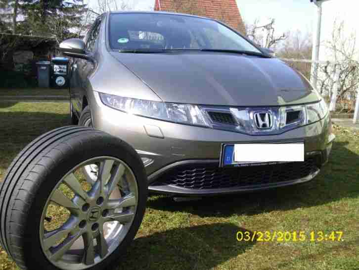 Honda Civic Executive 1.8i-Vtec 1a-Zustand in Himmelpfort