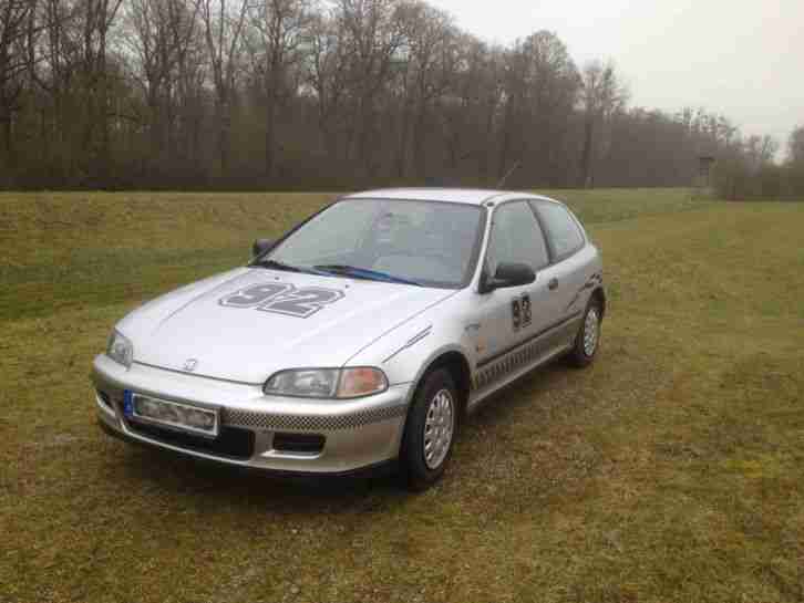 Honda Civic VEI EG4 Silber