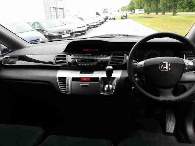 Honda FR-V 2.0 Comfort
