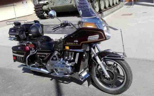 Gold Wing GL1100 59 KW Bj 1981 Oldtimer 44 Tkm