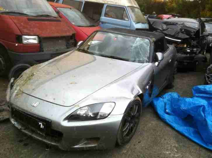 Honda S2000 leichter Unfallwagen, extrem viele Teile wie neu
