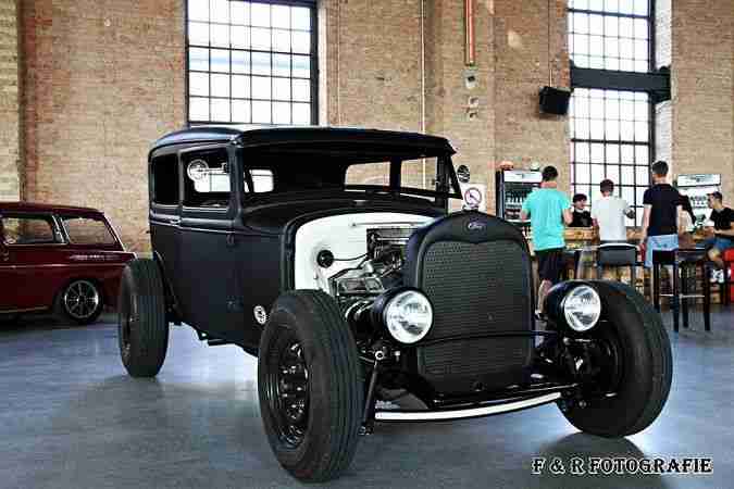 Hot Rod Ford Model A Oldtimer Real Steel V8