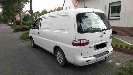 Huyndai H200 Kasten nur 66.000km Holzregale und Dachträger