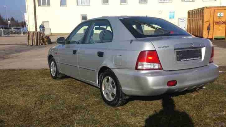 Hyundai Accent 1,6 Klima Tüv 7/2016 alufelgen fensterheber