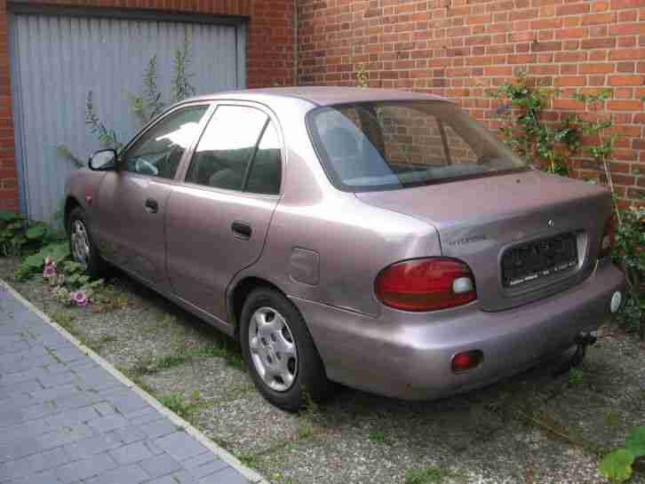 Hyundai Accent Bastlerfahrzeug Teilespender