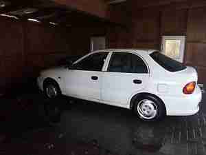 Hyundai Accent GLS weiß 55KW EZ 06 97 ohne TÜV