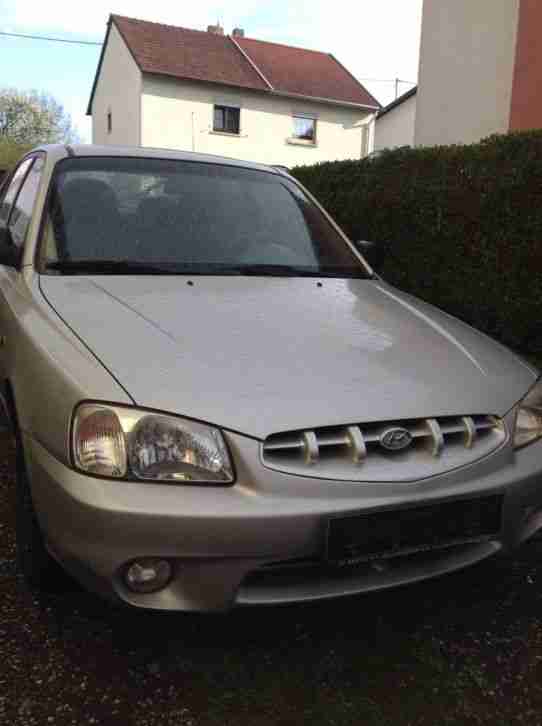 Hyundai Accent, TÜV 02/17, Preis 350 €, VB, BJ 2001, Fahrbereit ,