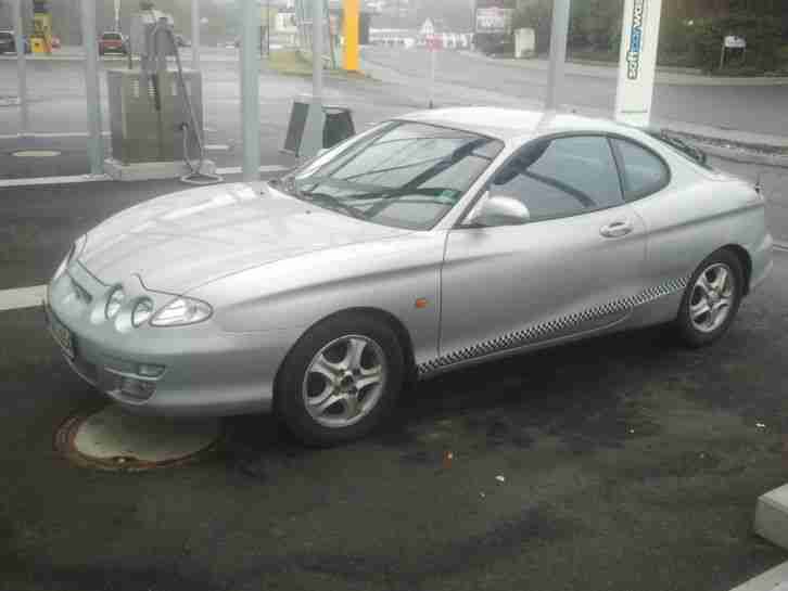 Hyundai Coupe 2.0 FX silber metallic TÜV neu
