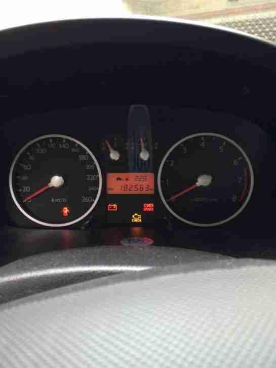 Hyundai Coupe 2.7 V6 GLS / Sportwagen - ERSTE HAND !!!