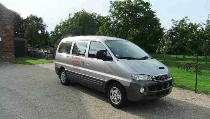 Hyundai H 1 9 Sitzer Motorschaden