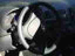 Hyundai I30 HU01/2015 109 PS ESP EDITION PLUS dt. Modell 9 Winter- + Sommerräder