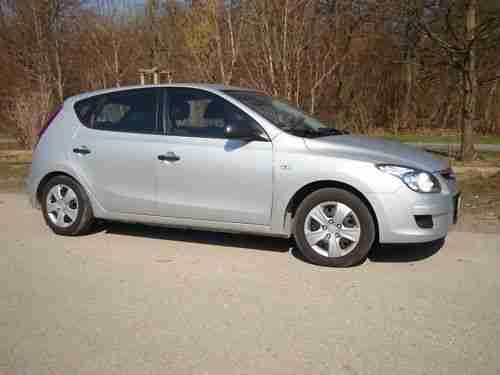 Hyundai I30 TÜV HU 03 2017 109 PS ESP EDITION