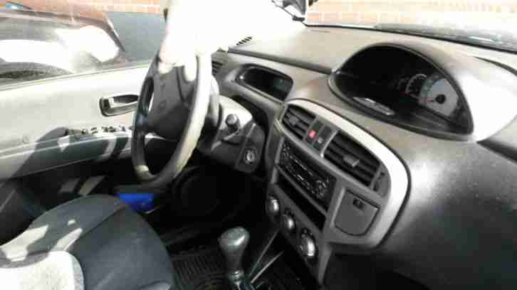 Hyundai Matrix 1.6 GLS mit Faltdach und TÜV bis 12.2015