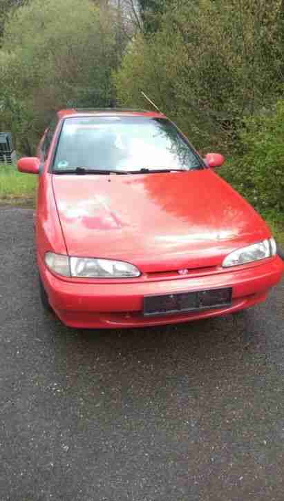 Hyundai S Coupe in Rot