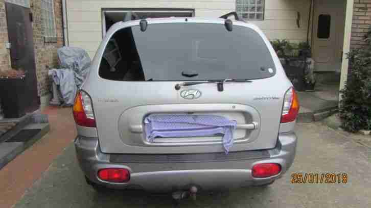 Hyundai Santa Fe 2.4, erst 102660 km, Zahnriemen gewechselt, AHK, 8fach bereift