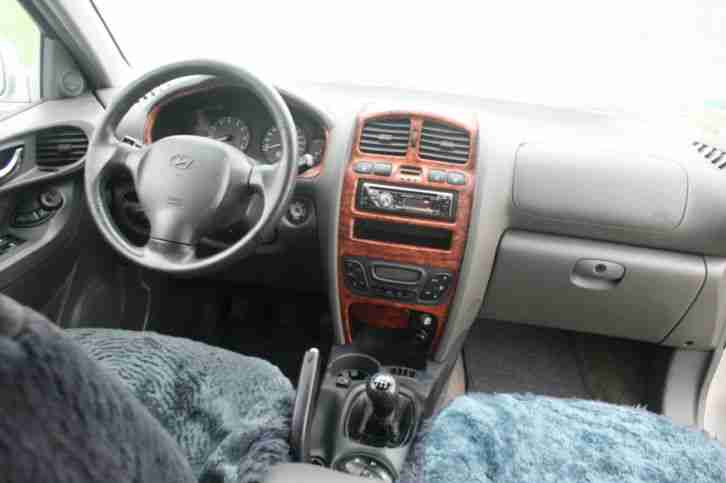 Hyundai Santa Fe, Benziner mit zusätzlichem Gastank (LPG)!