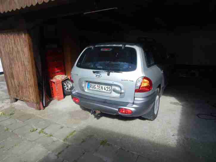 Hyundai Santa Fe SUV 2,4 2WD GLS AHK (Scheckheft)