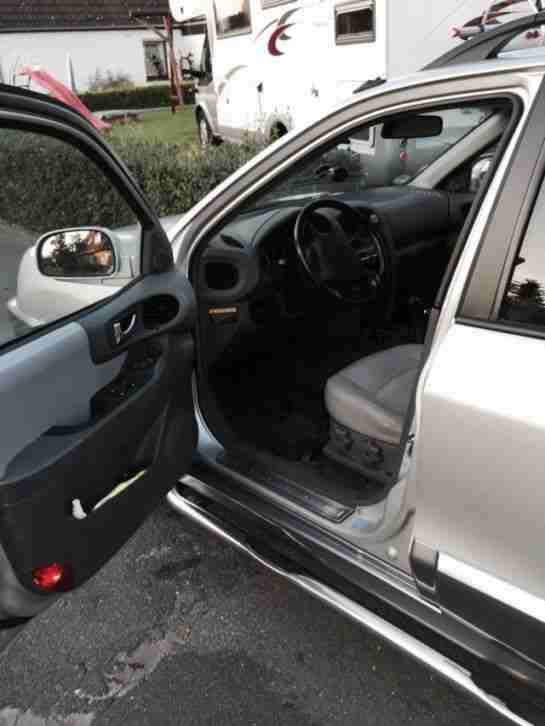 Hyundai Santa Fee 2,4 ltr. Modell: Taem 06