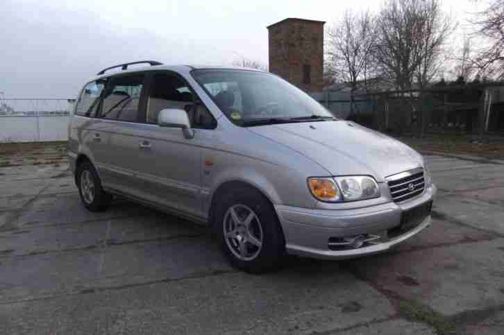 Hyundai Trajet CRDi 7 Sitzer Van