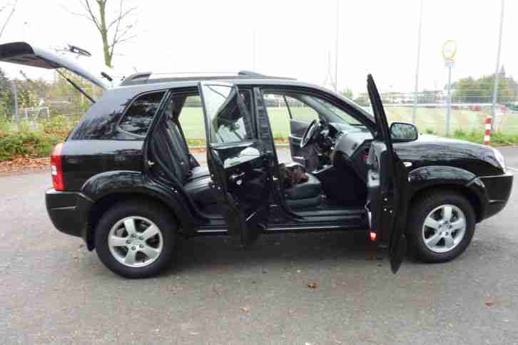 Hyundai Tucson Edition Plus, LPG,Klimaautomatik,Leder,Schwarz,8fach auf Alu