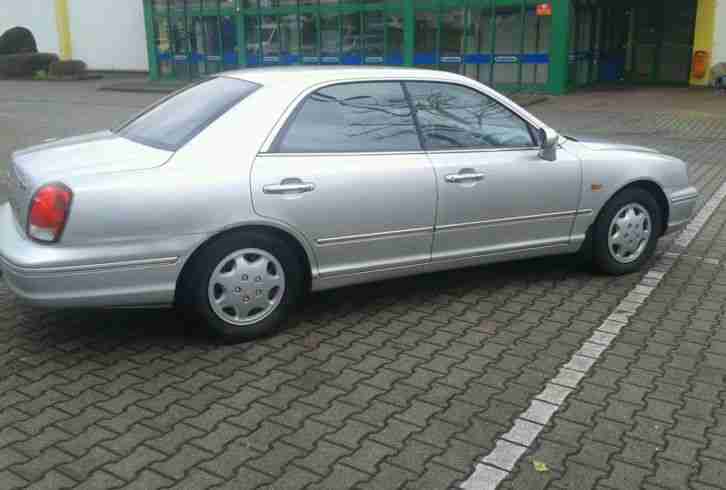 XG 30 LPG Autogas 3, 0l V6 138kW Bj.1999,