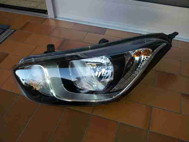 Hyundai-i20 Scheinwerfer links.
