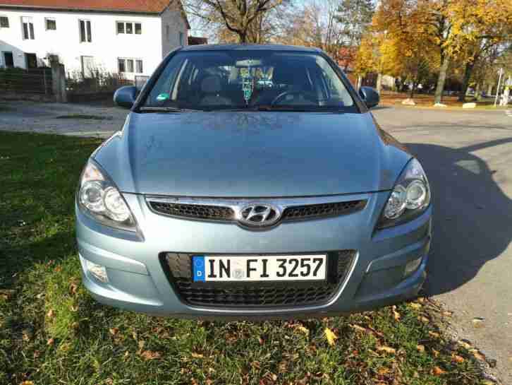 Hyundai i30 1.4 Classic 1. HAND, 8-fach BEREIFT, 85300km PREIS: 5300 VB