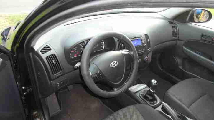 Hyundai i30 cw kombi 53000km Bj 2011