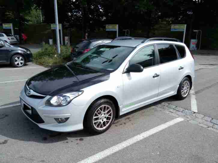 Hyundai i30cw 1.6CRDi Classic.Scheckheft