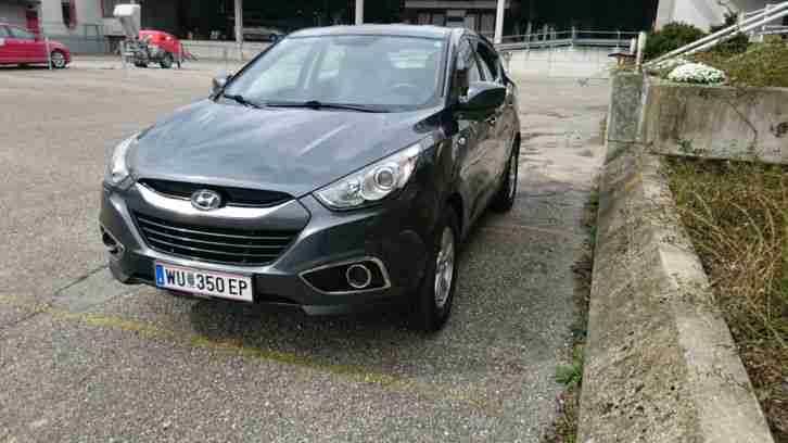 Hyundai iX35 SUV, 1.6 GDI, Klima und Anhängerkupplung